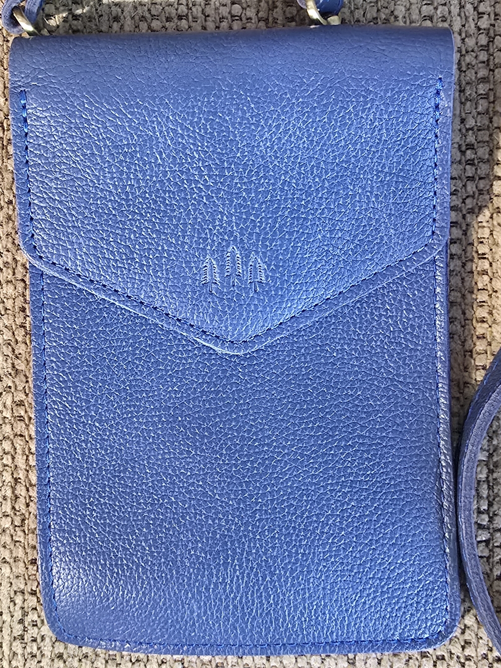 PLG Parker Phone Bag Indigo Blue Leather Crossbody Phone Bag for Women - Picture 2 of 6